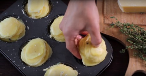 krump­li­ró­zsa a muffin­sü­tőd­ben